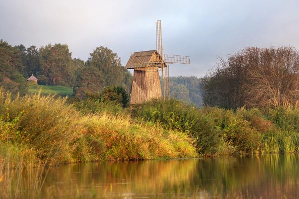 Тур в Псков на 2 дня: Михайловское, Изборск, Печоры