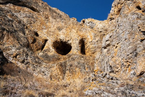 Экскурсия в Красные пещеры горы Ондум из Кызыла