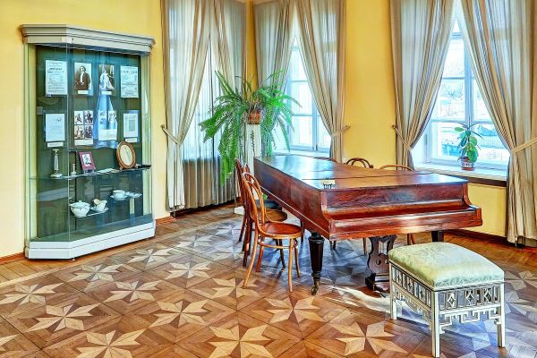 Экскурсия в музей-заповедник «Полотняный Завод» из Калуги