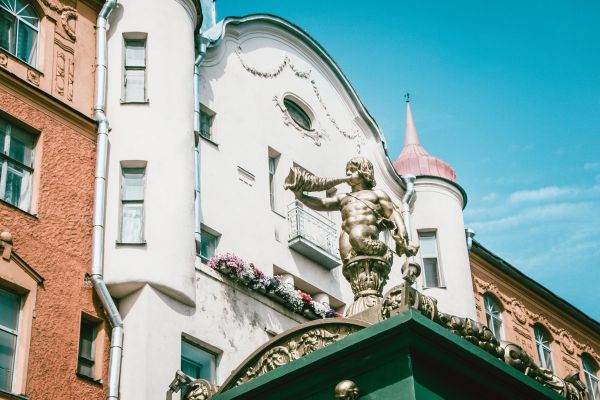 Тур в Санкт-Петербург на 2 дня для школьных групп