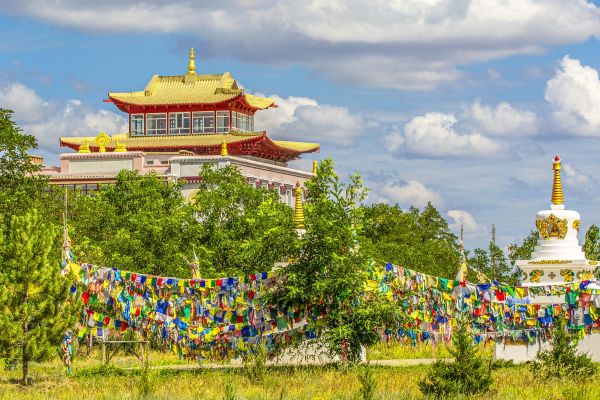 Экскурсия из Астрахани в Элисту