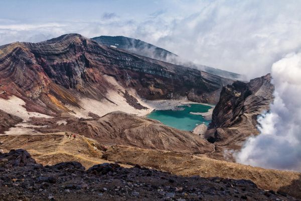 Тур на Камчатку: косатки, Мертвый лес и все вулканы за 10 дней
