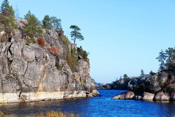 Экскурсия на Ладожские шхеры из Санкт-Петербурга