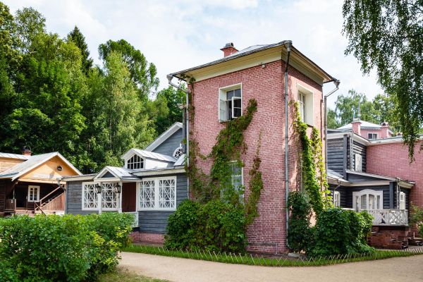 Куда поехать на выходные из Москвы?