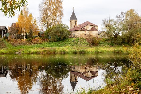 Тур в Псков на 3 дня с экскурсиями в Изборск, Порхов и Печоры