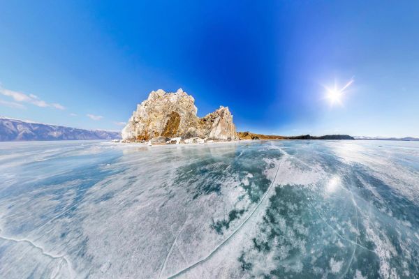 Вип-тур на зимний Байкал: лед, снегоходы, багги, Шаманка