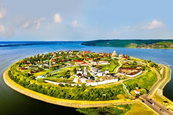 Экскурсия на остров Свияжск из Казани