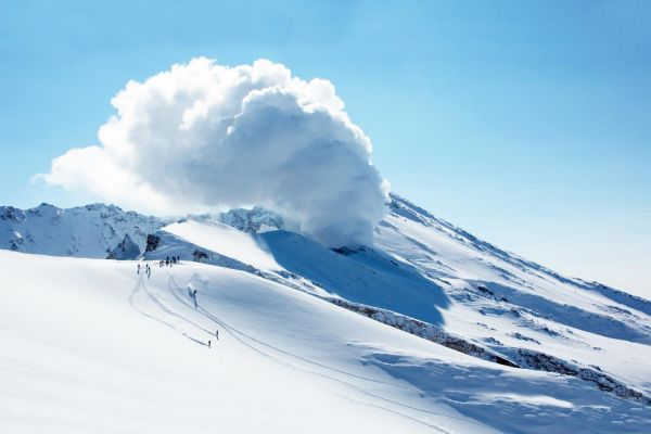 Премиальный хели-ски на Камчатке: 30 спусков с вертолета Eurocopter