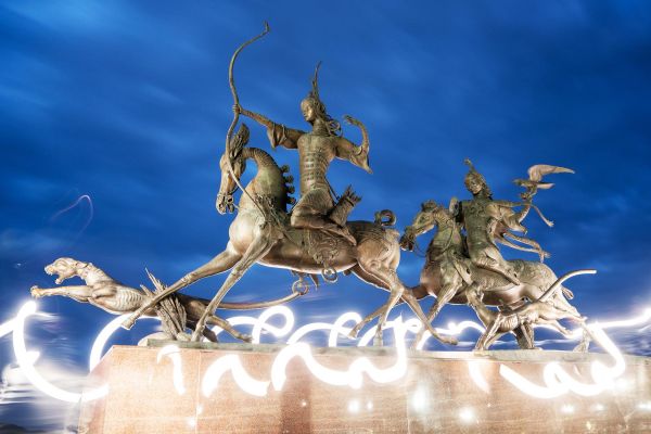 Вип-тур в Тыву на 5 дней: Долина Царей, шаманы и вертолет