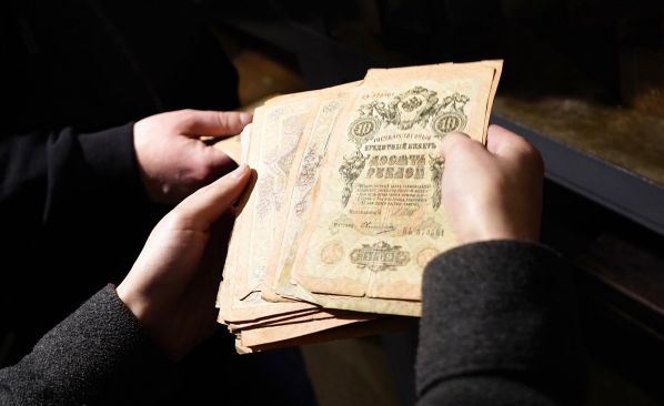 Экскурсия в старинное банковское хранилище