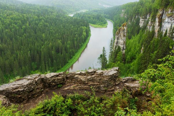 Каменный город и Усьвинские столбы: экскурсия из Перми