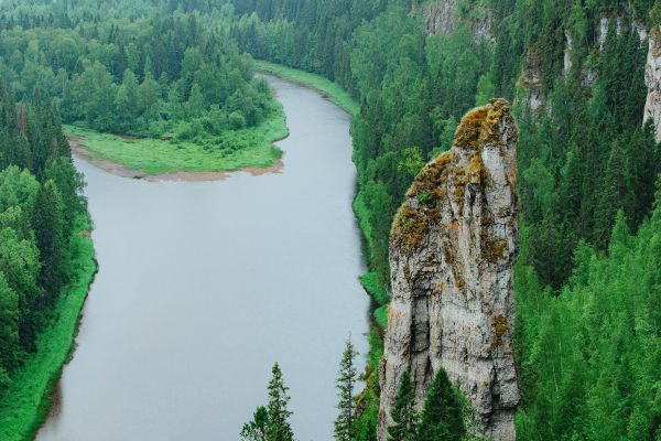 Каменный город и Усьвинские столбы: экскурсия из Перми