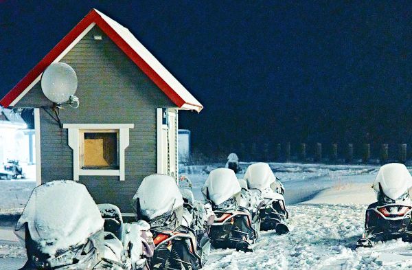 Тур на полуострова Средний и Рыбачий на 3 дня на снегоходах