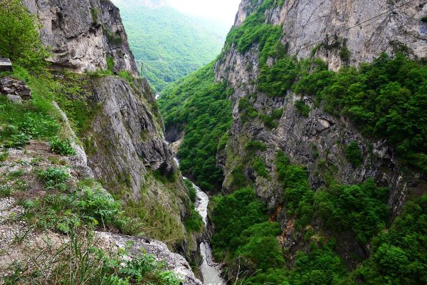 Экскурсия в Черекское ущелье из Нальчика
