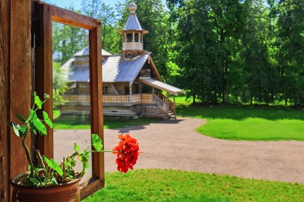 Экскурсия на хозяйственный двор в музее-заповеднике «Витославлицы»