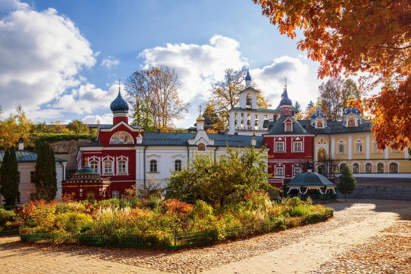 Осенний тур в Псков на 5 дней: Пушкинские Горы, Изборск, Печоры