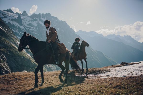 Тур в Архыз на 4 дня с экскурсиями на лошадях, джипах и квадроциклах