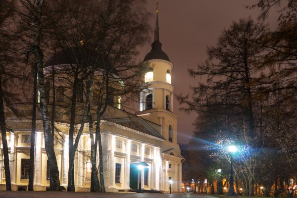 Вечерняя экскурсия по центру Калуги