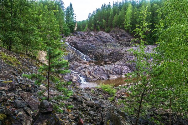 Джип-тур на 2 дня к озеру Пизанец, горе Воттоваара и водопаду Кивач